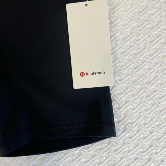 NWT Lululemon Align 6" Short, Size 4 - Picture 7 of 16